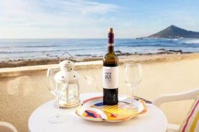 Comfortable House in Moledo with Sea View and Parking